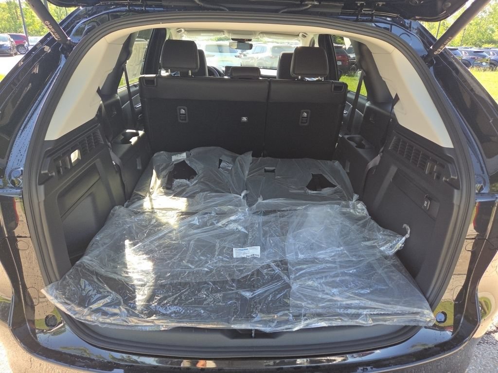 New 2026 MAZDA CX-90 Plug-In Hybrid w/ Preferred AWD/4WD image 15