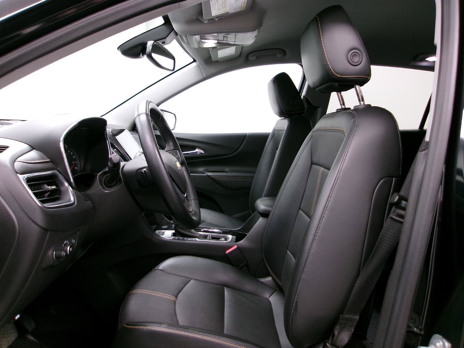 Used 2023 Chevrolet Equinox Premier w/ LPO, Floor Liner Package AWD/4WD image 8
