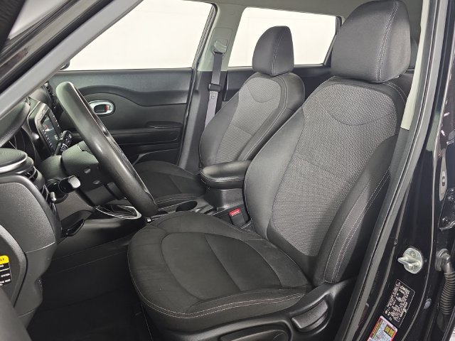 Used 2019 Kia Soul + FWD image 21
