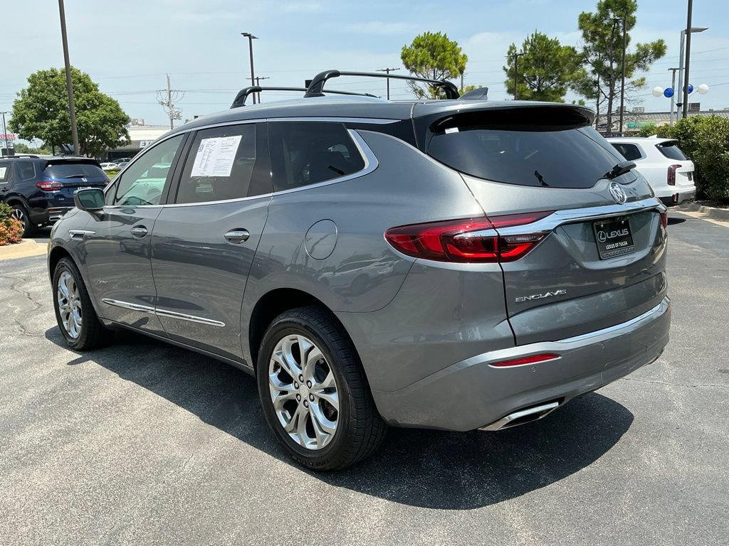 Used 2020 Buick Enclave Avenir w/ Avenir Technology Package FWD image 5