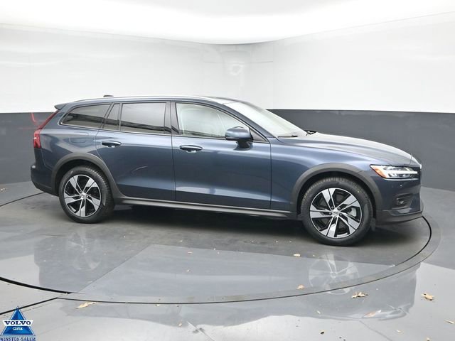 Used 2024 Volvo V60 B5 Cross Country Plus