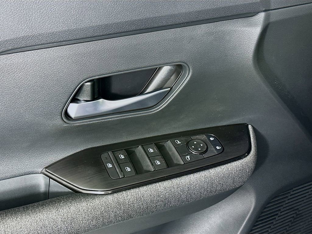 New 2026 Nissan Kicks SV w/ SV Premium Package image 22