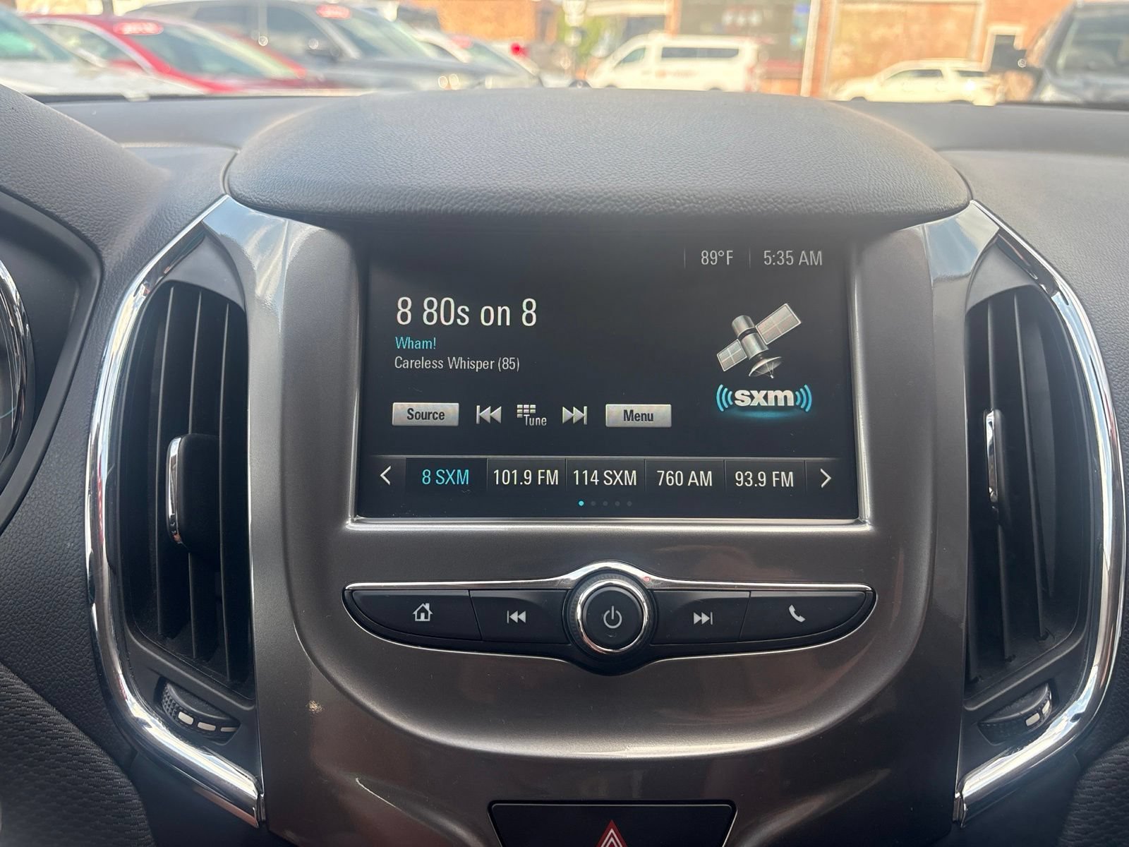 Used 2017 Chevrolet Cruze LT w/ Convenience Package FWD image 23