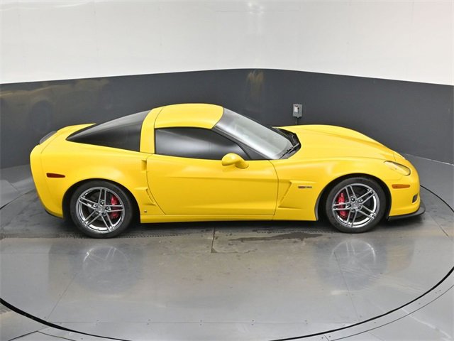 Used 2006 Chevrolet Corvette Z06 w/ Preferred Equipment Group image 34