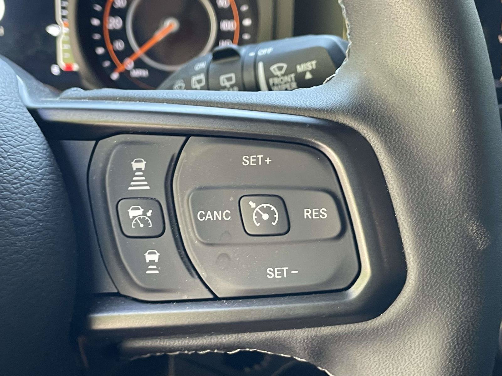 Used 2025 Jeep Wrangler Unlimited Sport AWD/4WD image 22
