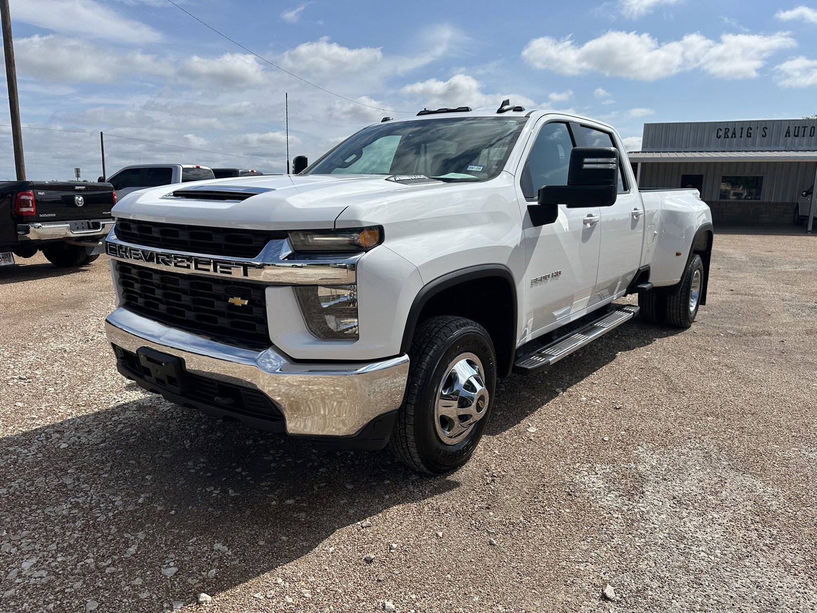 Used 2023 Chevrolet Silverado 3500 LT AWD/4WD image 1