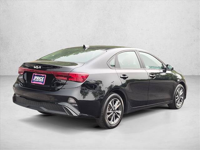 Used 2024 Kia Forte LXS FWD image 5
