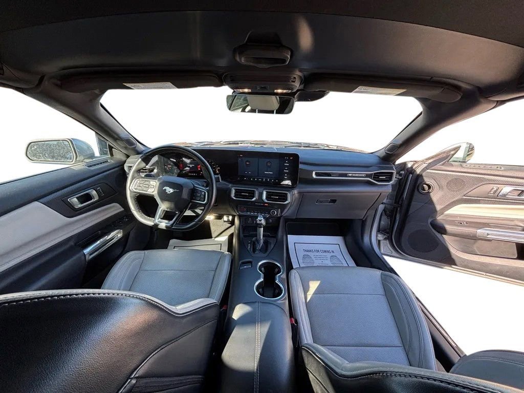 Used 2024 Ford Mustang Premium image 31