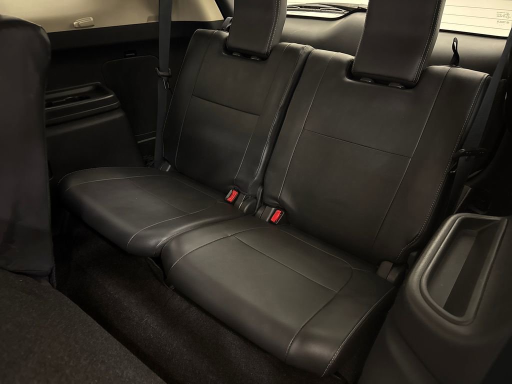 Used 2020 Mitsubishi Outlander FWD image 17