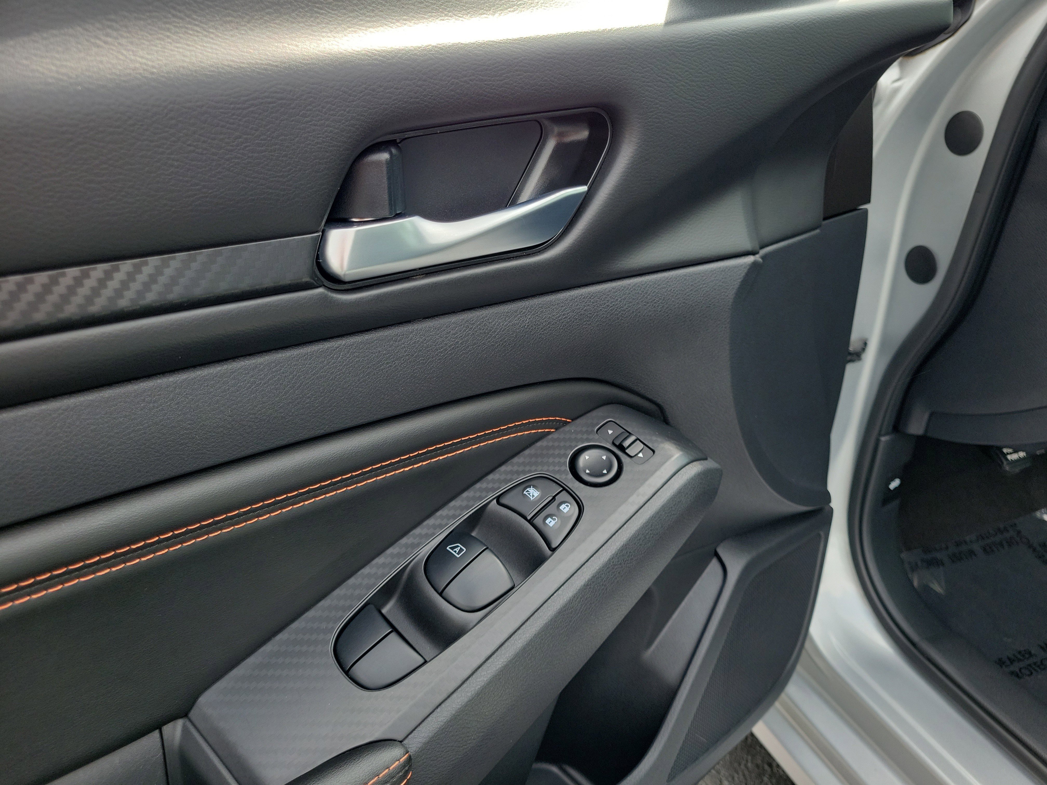 Certified 2021 Nissan Altima 2.5 SR w/ SR Premium Package image 18