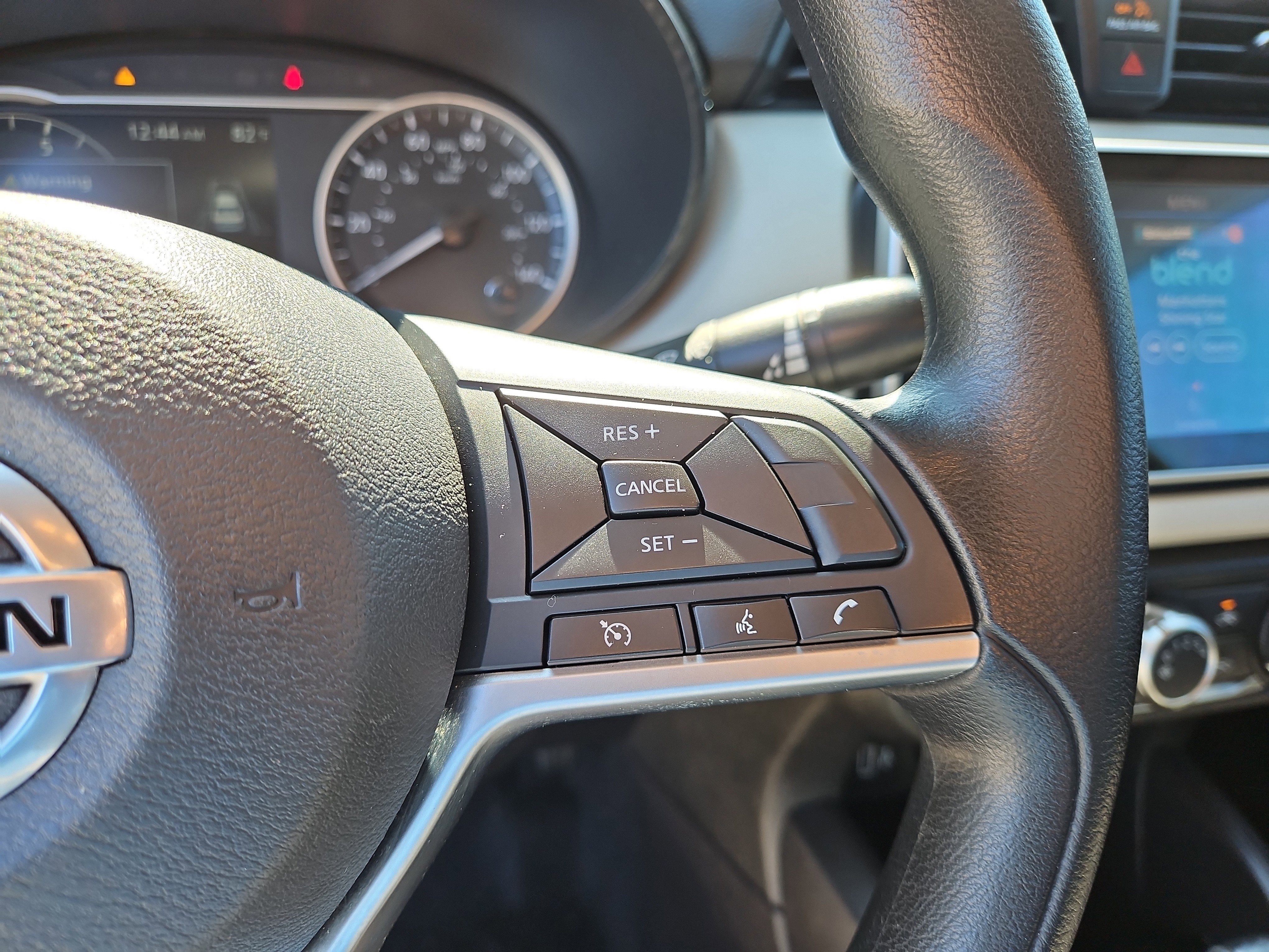 Used 2022 Nissan Versa SV image 19