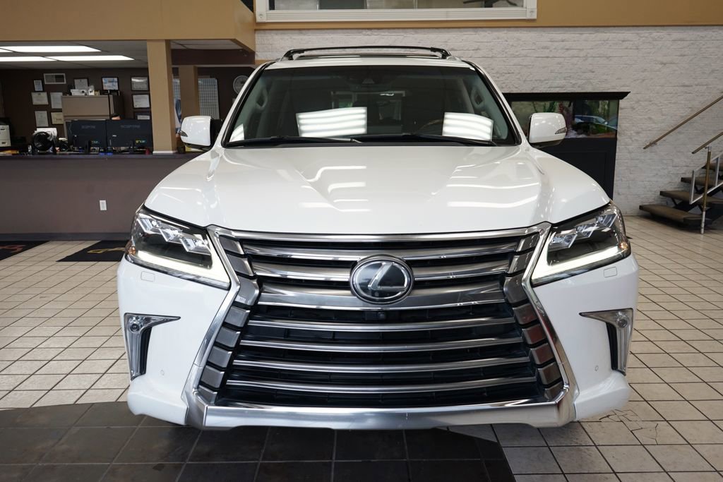 Used 2017 Lexus LX 570 4WD w/ Luxury Package image 26