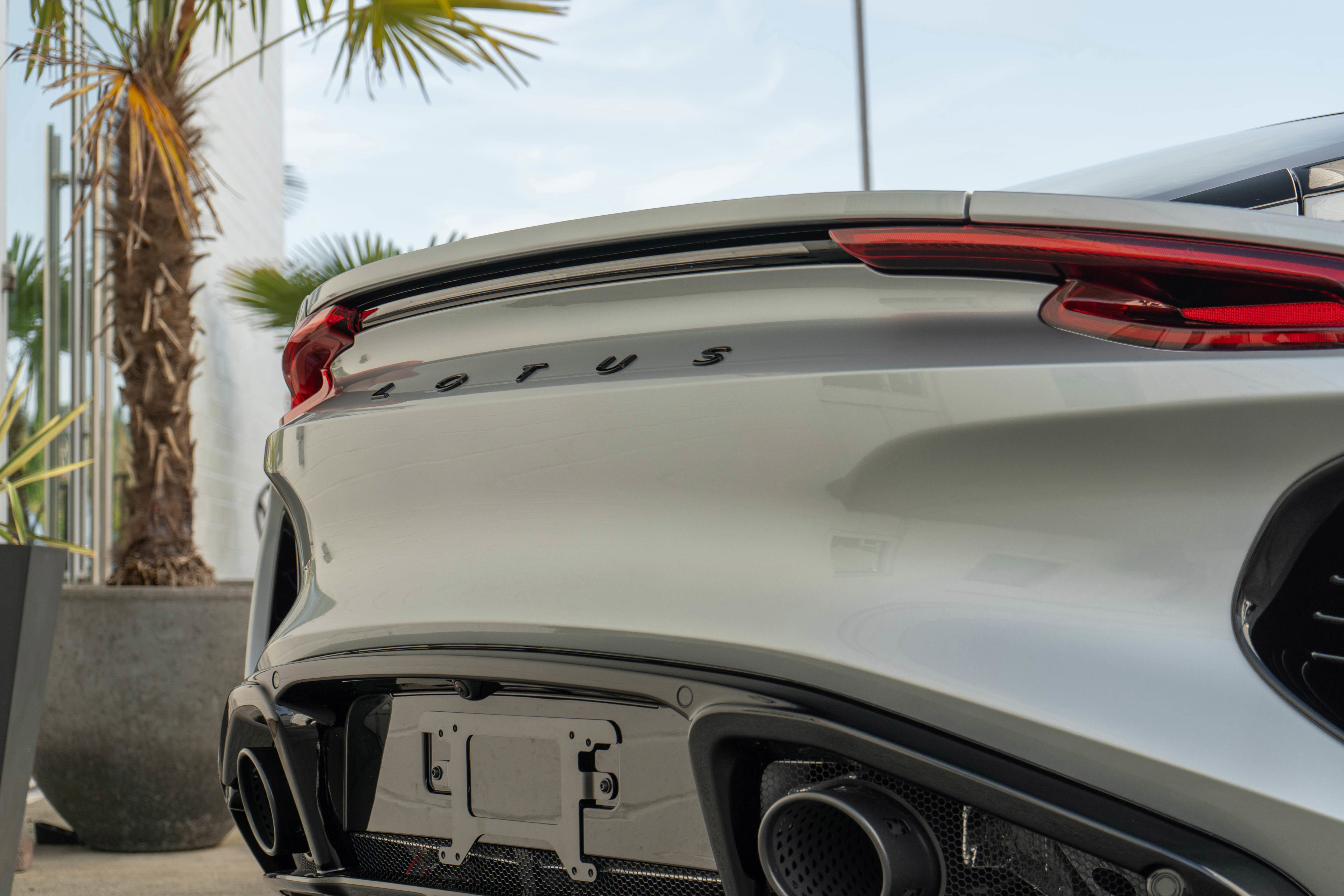 New 2025 Lotus Emira image 8