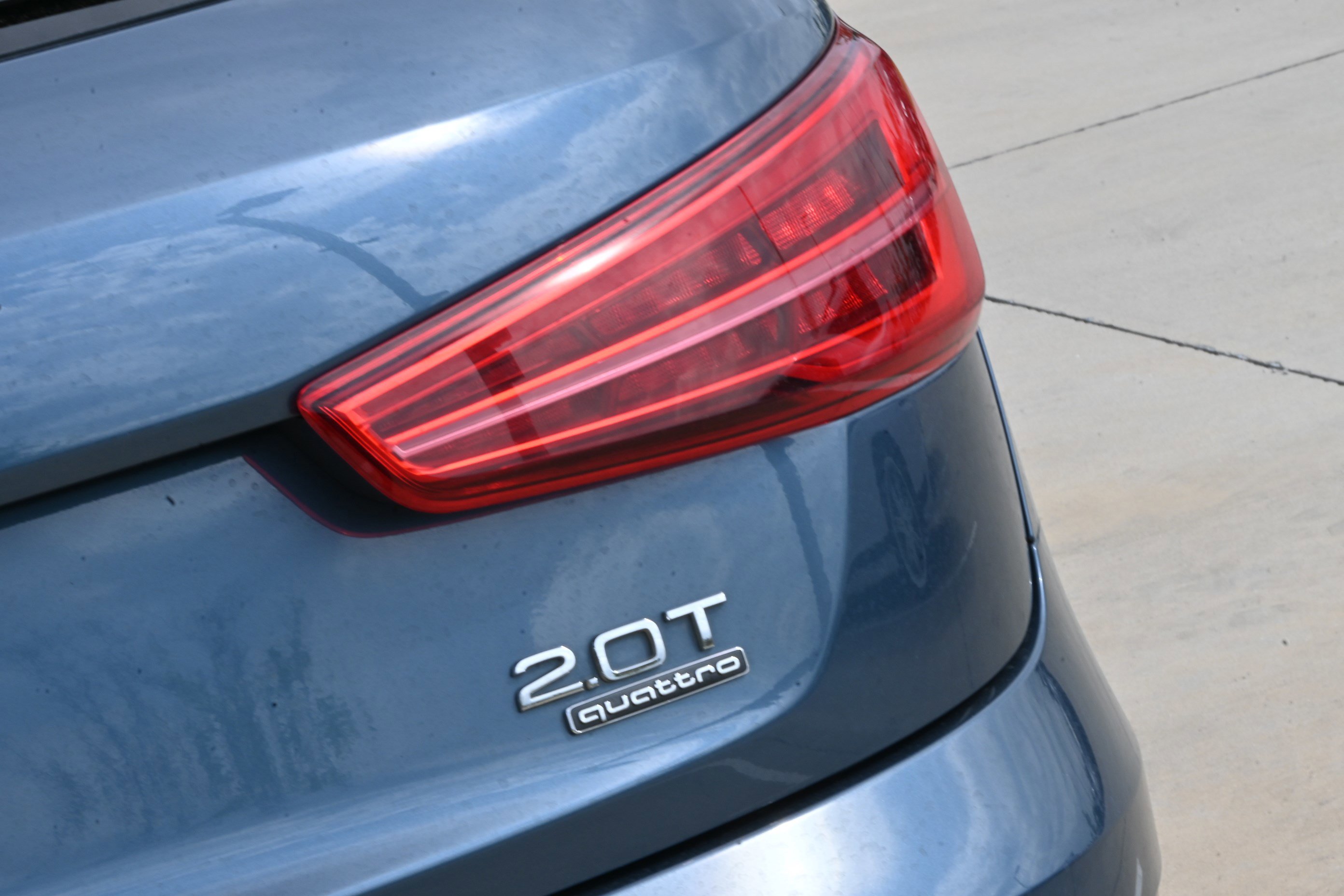 Used 2018 Audi Q3 2.0T Premium w/ Convenience Package image 11