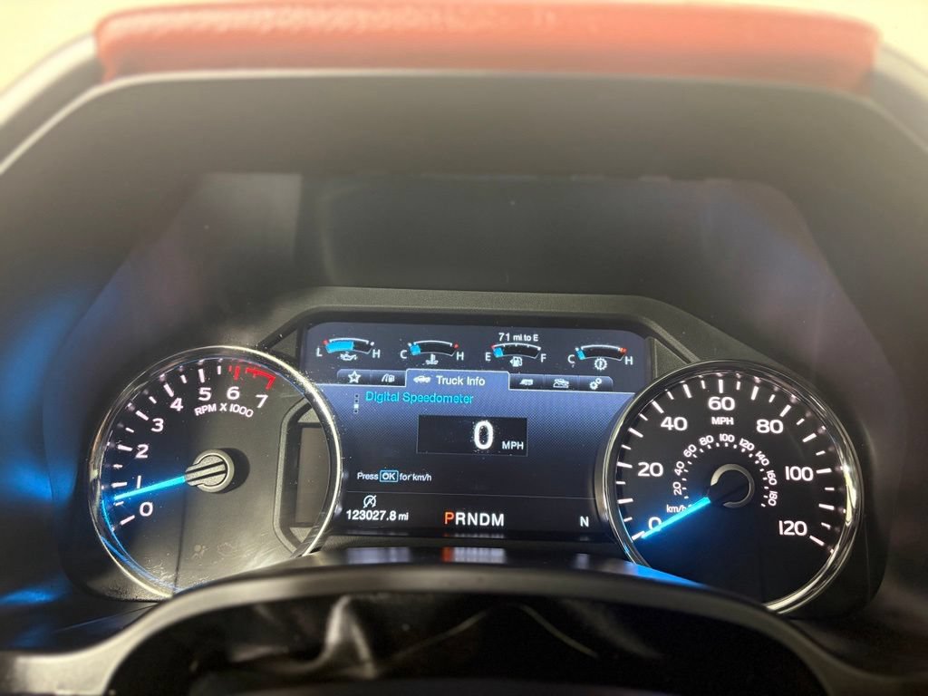 Used 2018 Ford F150 Platinum w/ Equipment Group 701A Luxury AWD/4WD image 31