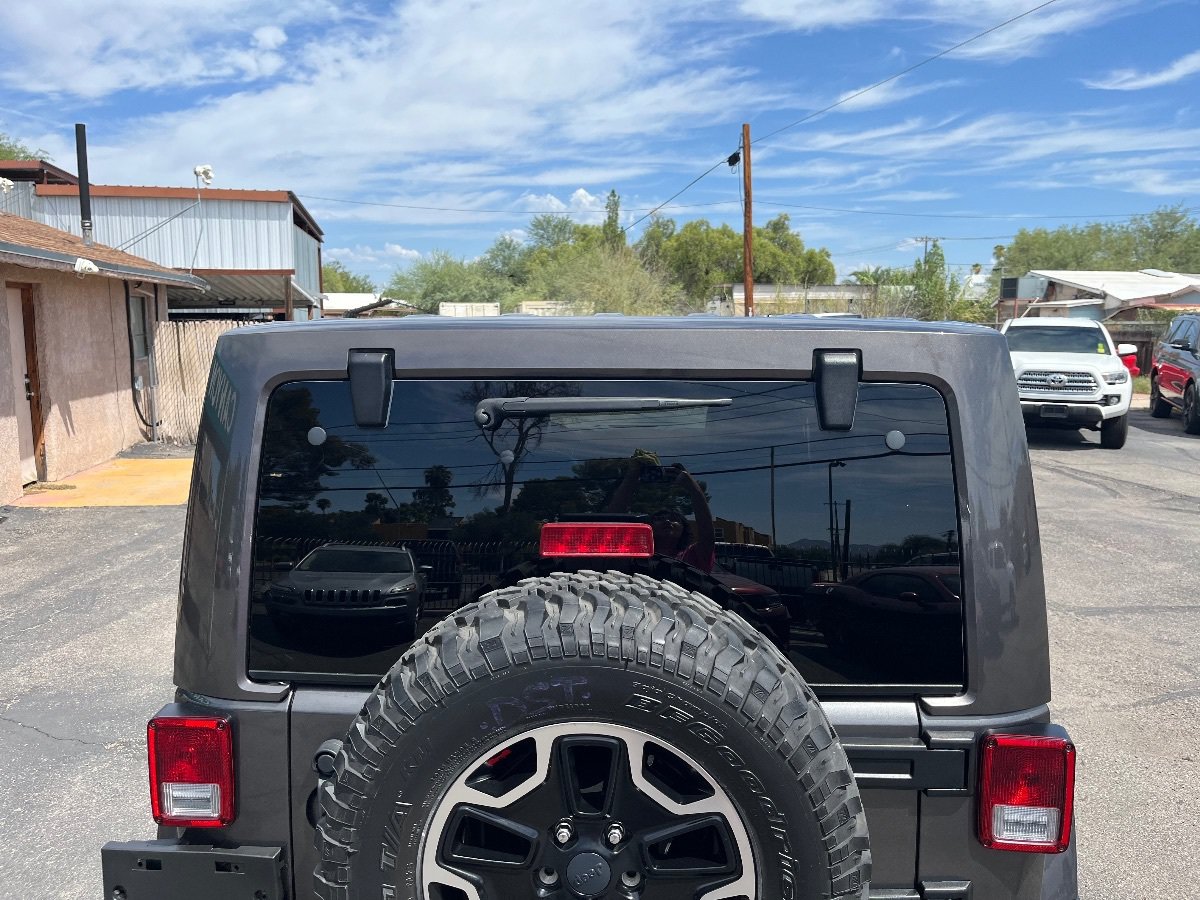 Used 2016 Jeep Wrangler Unlimited Rubicon AWD/4WD image 47