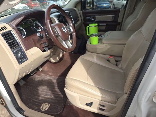 Used 2017 RAM 1500 Laramie image 7