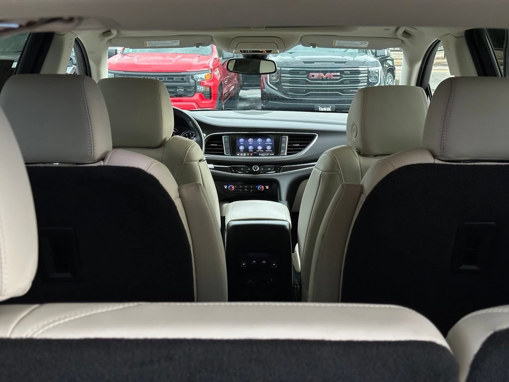 Used 2023 Buick Enclave Essence w/ Experience Buick Package FWD image 9