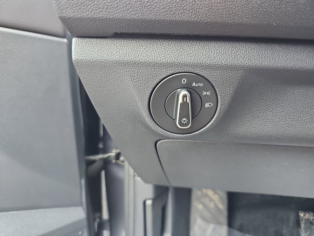 Used 2024 Volkswagen Jetta S FWD image 29