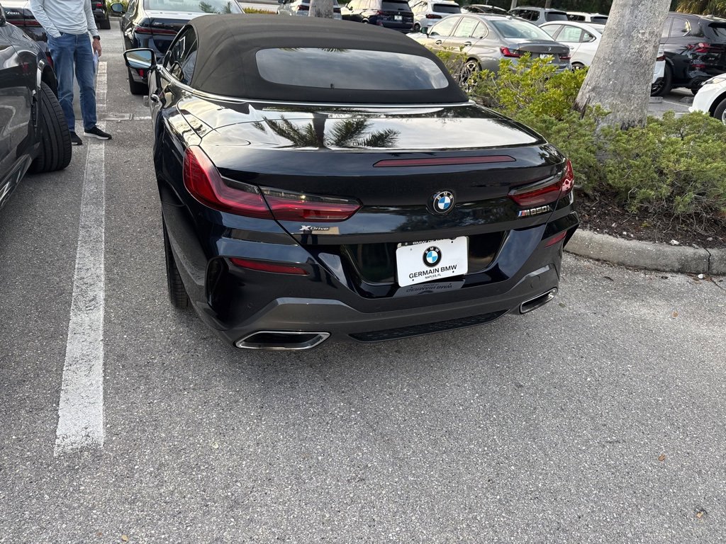 Used 2022 BMW M850i xDrive Convertible image 3