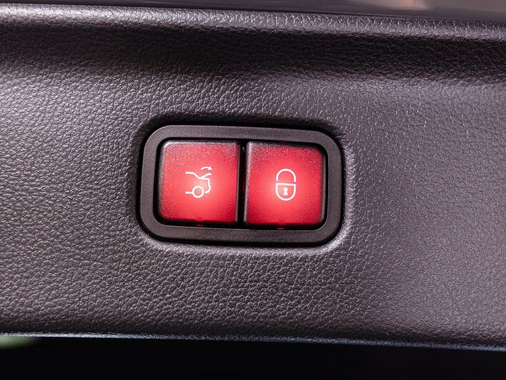 Used 2024 Mercedes-Benz S 63 AMG S image 35