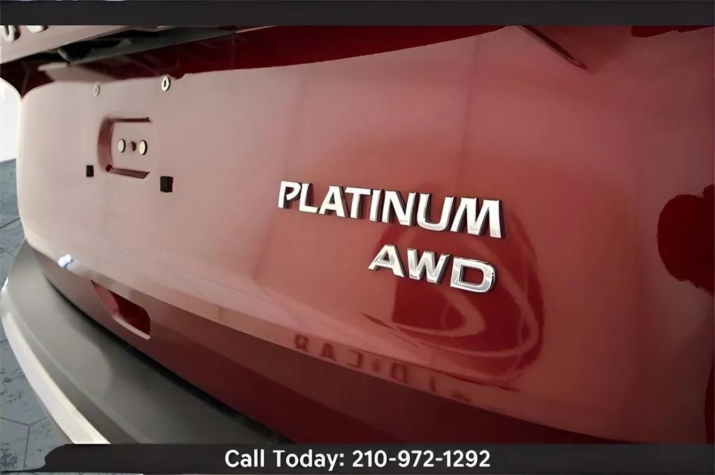 Used 2021 Nissan Rogue Platinum AWD/4WD image 39