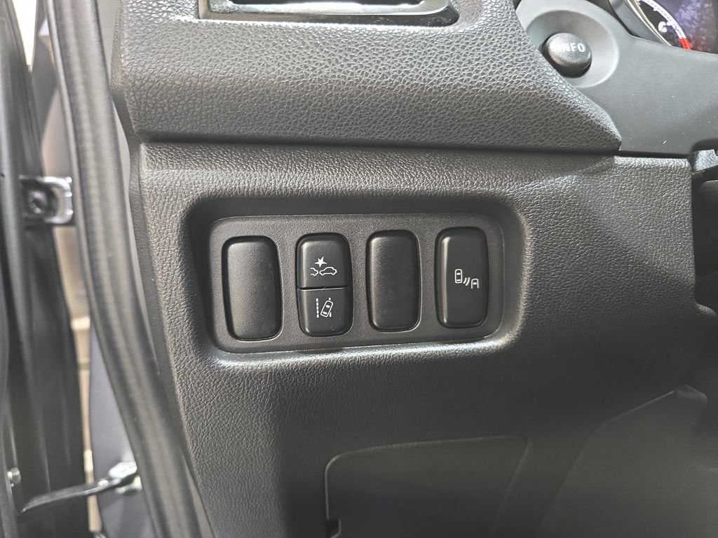 Used 2021 Mitsubishi Outlander Sport SE image 24