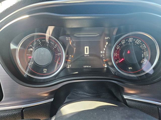 Used 2017 Dodge Challenger SXT image 15