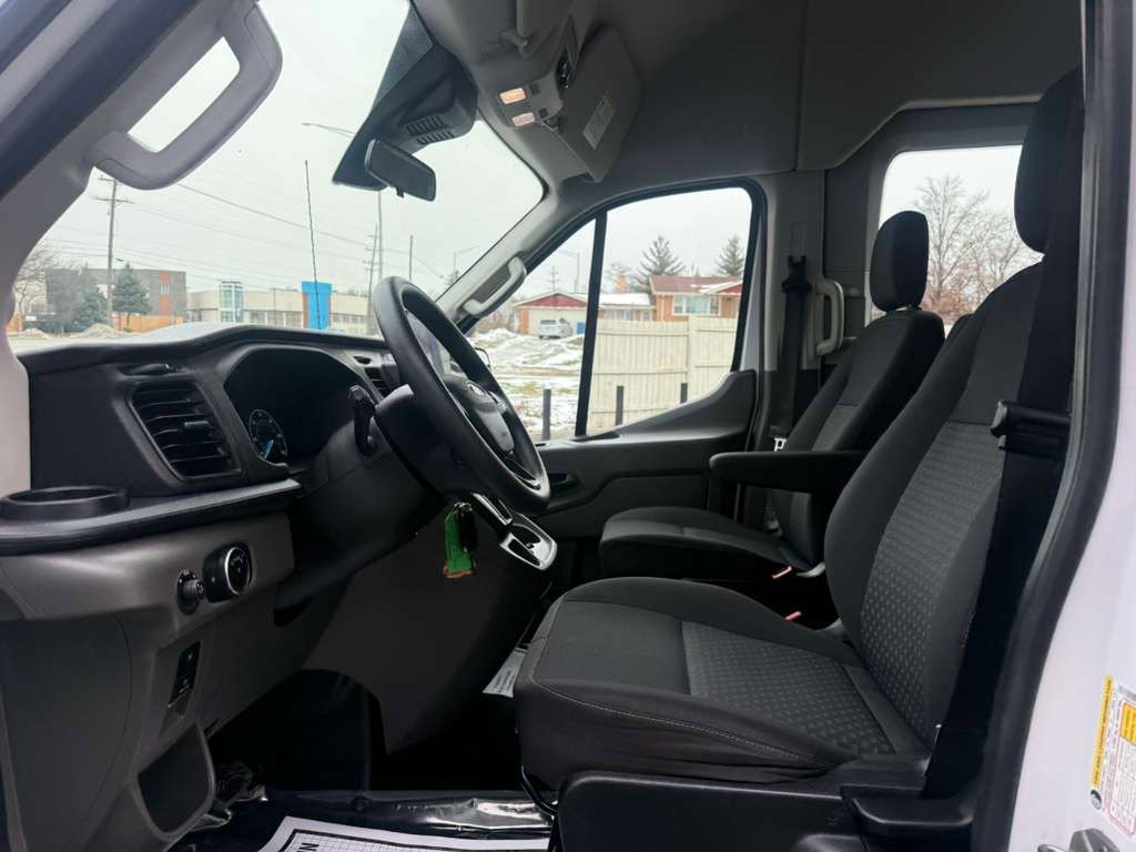 Used 2022 Ford Transit 350 XLT image 27