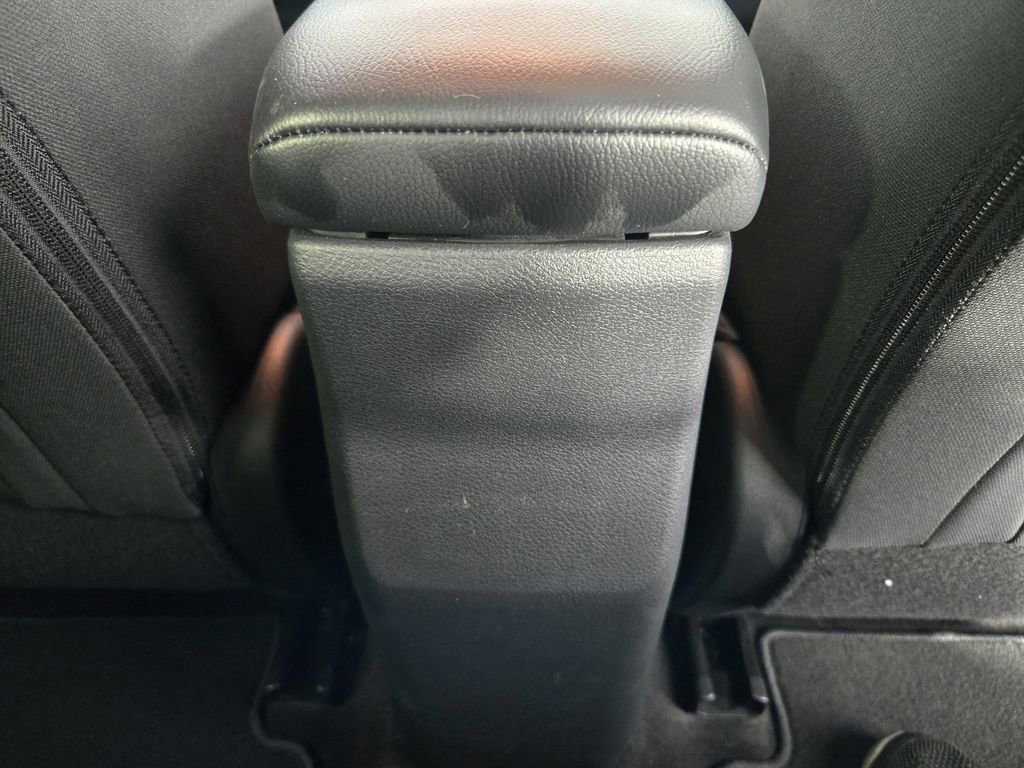 Used 2025 Nissan Kicks S image 32