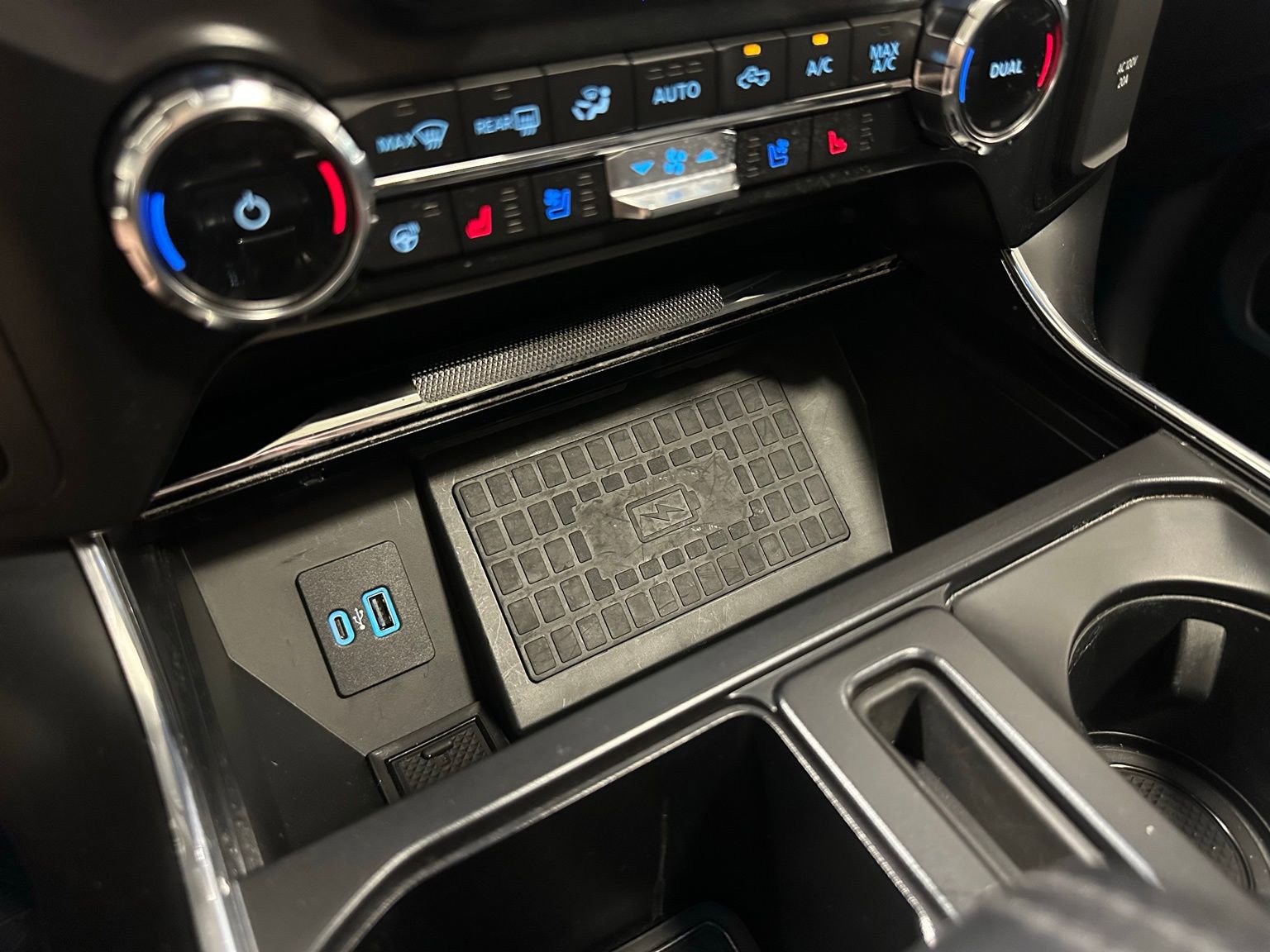 Used 2022 Ford F150 Raptor w/ Raptor 37 Performance Package image 24