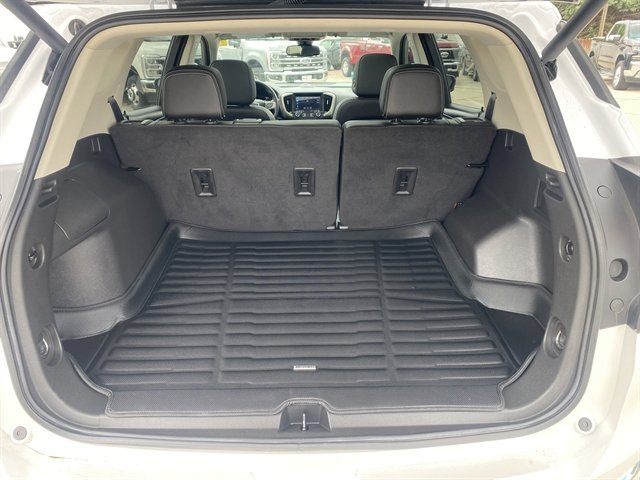 Used 2022 GMC Terrain Denali w/ Denali Premium Package AWD/4WD image 16