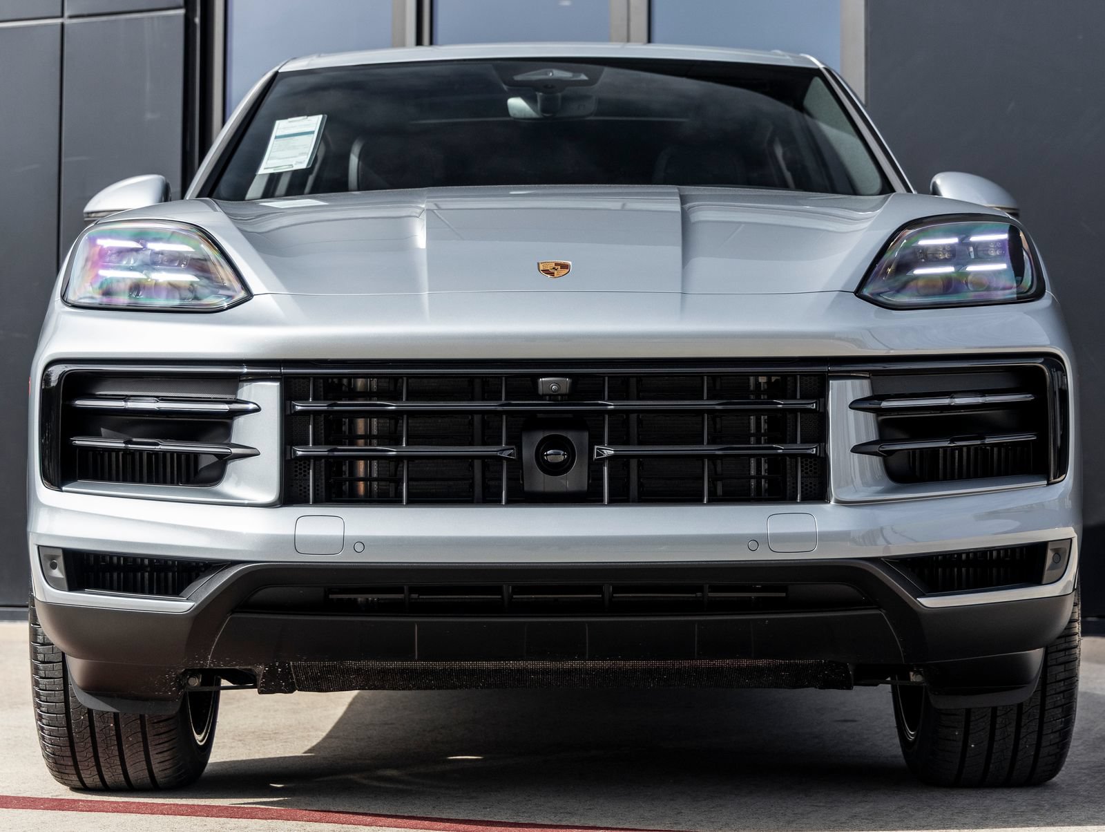 Certified 2026 Porsche Cayenne AWD/4WD image 8