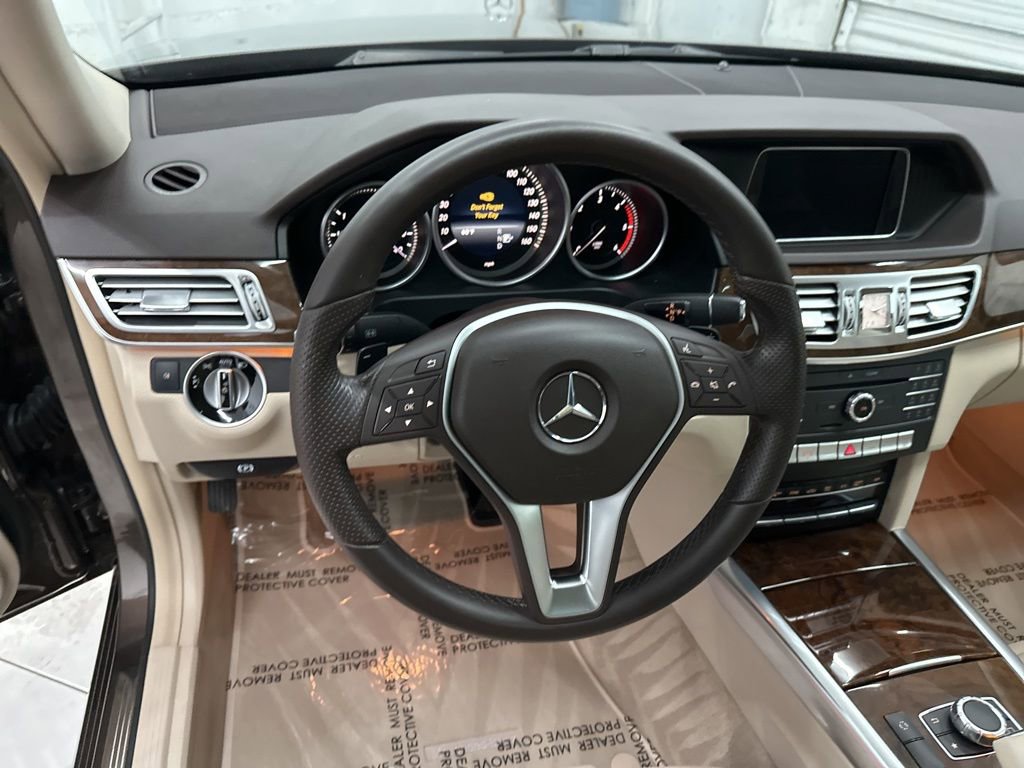 Used 2016 Mercedes-Benz E 250 Sedan image 10