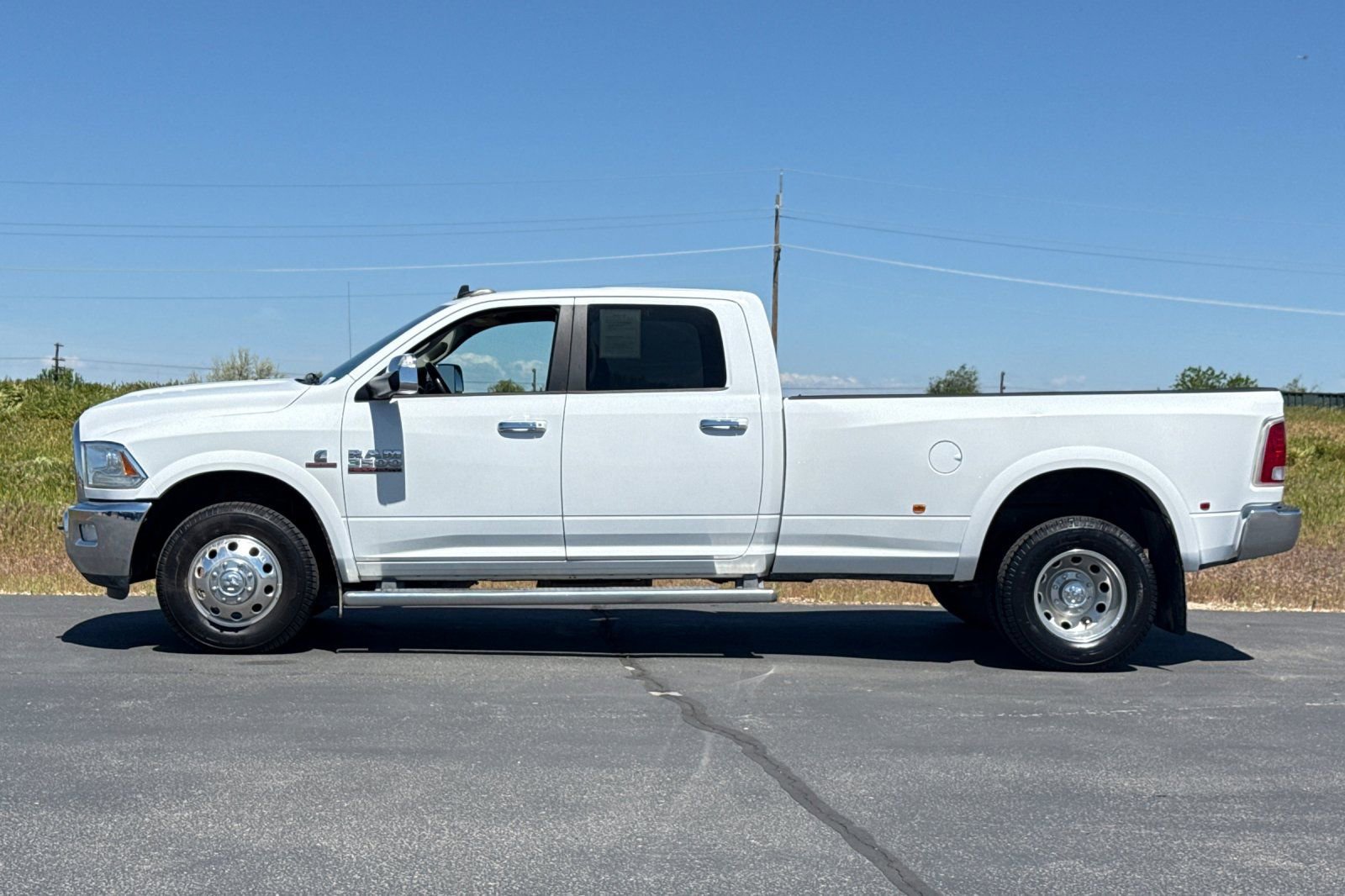 Used 2014 RAM 3500 Laramie RWD image 7