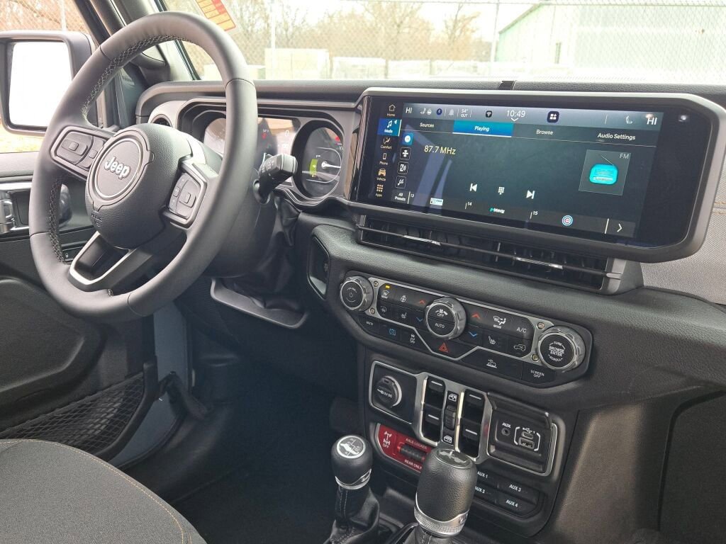 Used 2025 Jeep Wrangler Unlimited Sport S 4xe image 7