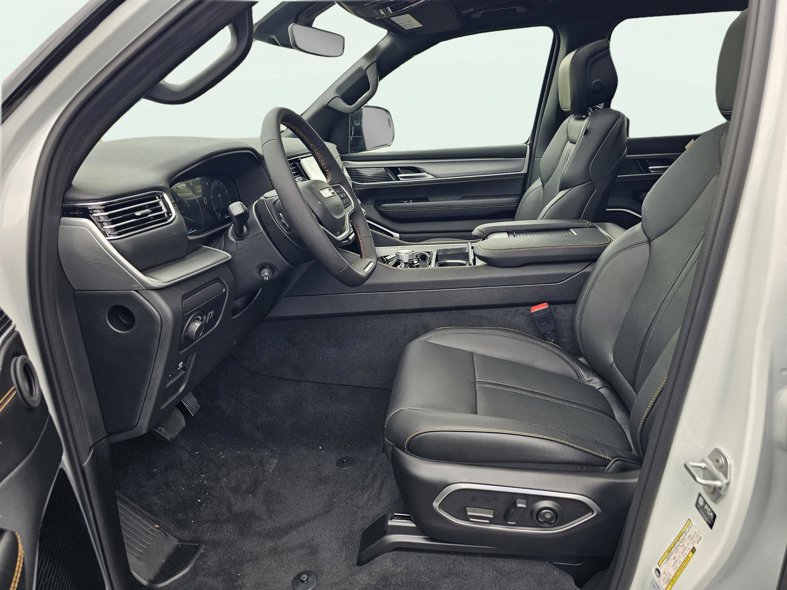 New 2026 Jeep Grand Wagoneer 4WD image 16