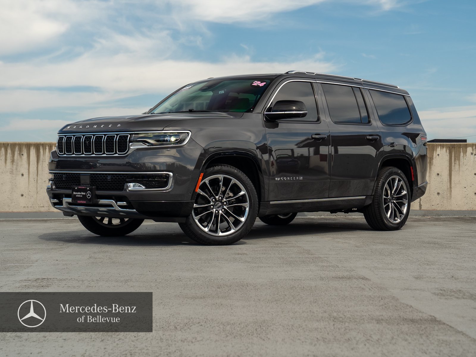 Used 2024 Jeep Wagoneer Series III w/ Premium Group I AWD/4WD image 1