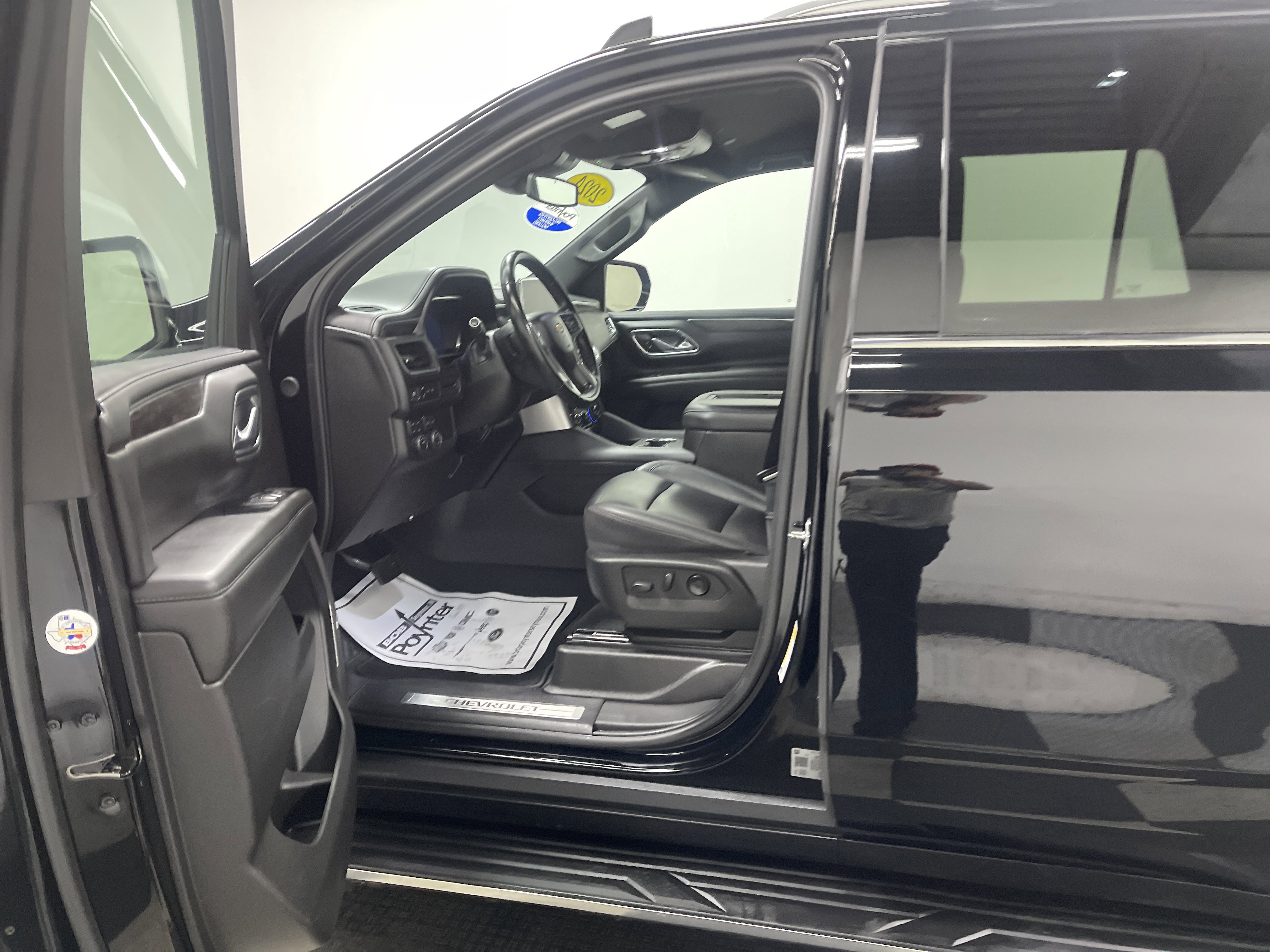 Used 2024 Chevrolet Tahoe LT image 9