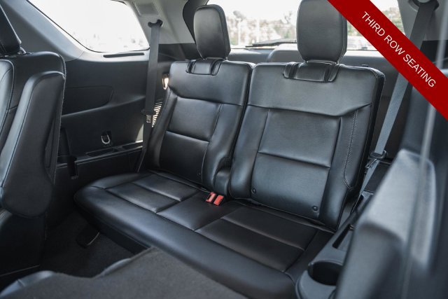 Used 2023 Ford Explorer Limited w/ Limited Technology Package AWD/4WD image 10