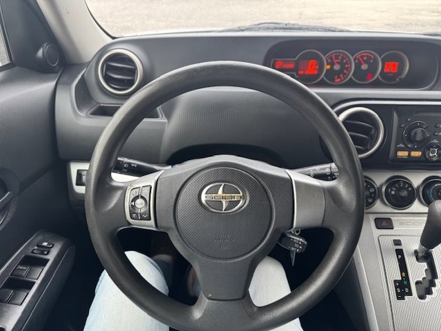 Used 2012 Scion xB image 10