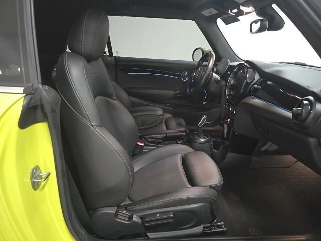 Used 2023 MINI Cooper S FWD image 9