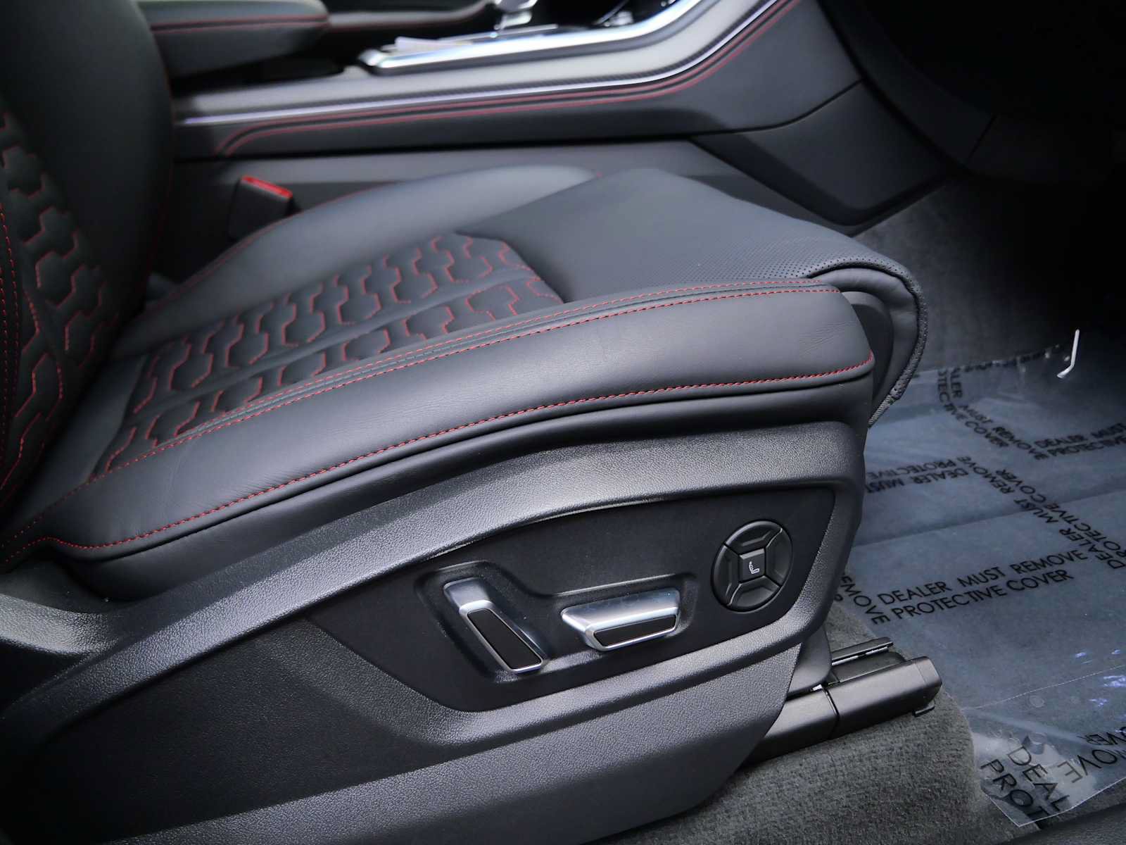Used 2025 Audi RS Q8 performance AWD/4WD image 15