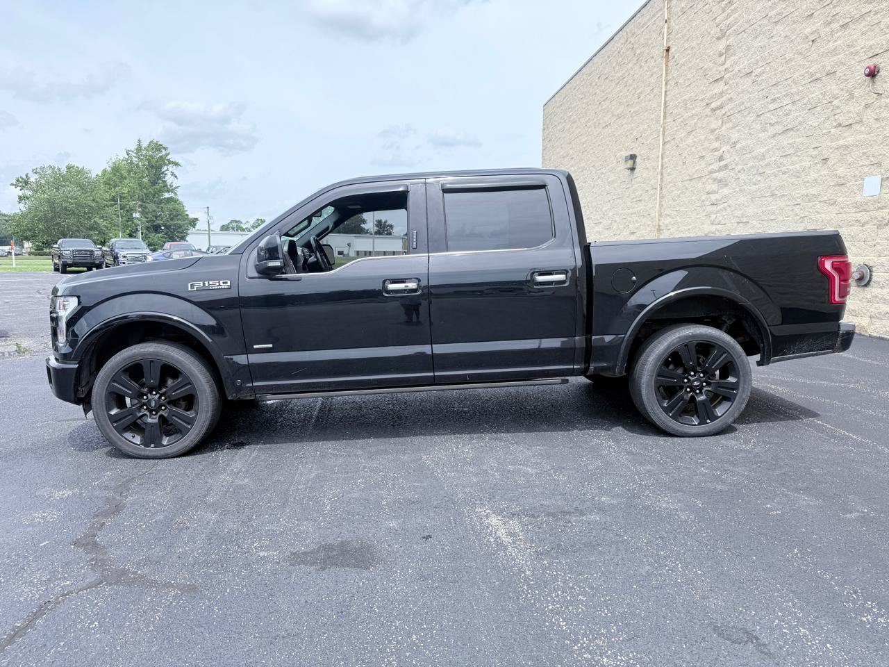 Used 2016 Ford F150 Limited w/ Trailer Tow Package AWD/4WD image 2