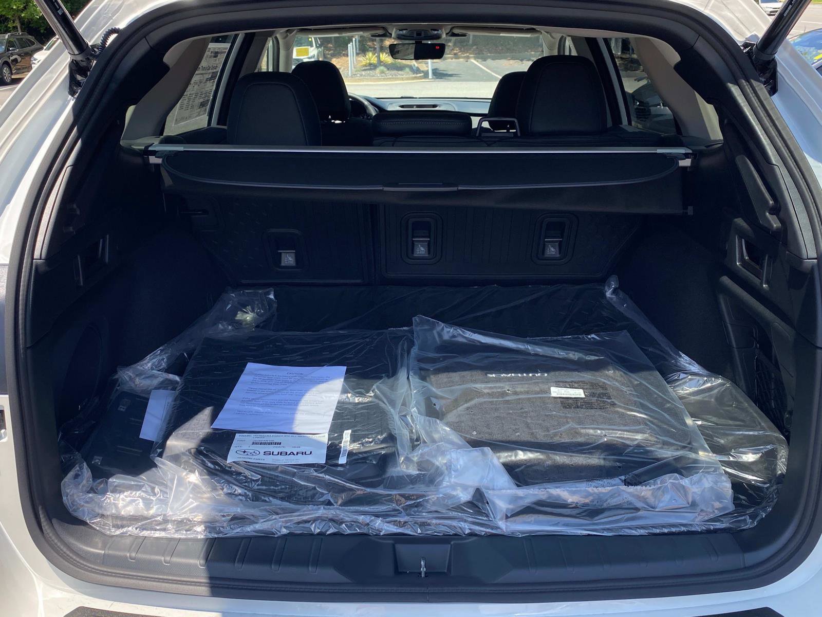 New 2025 Subaru Outback Limited XT w/ Popular Package #2 image 4