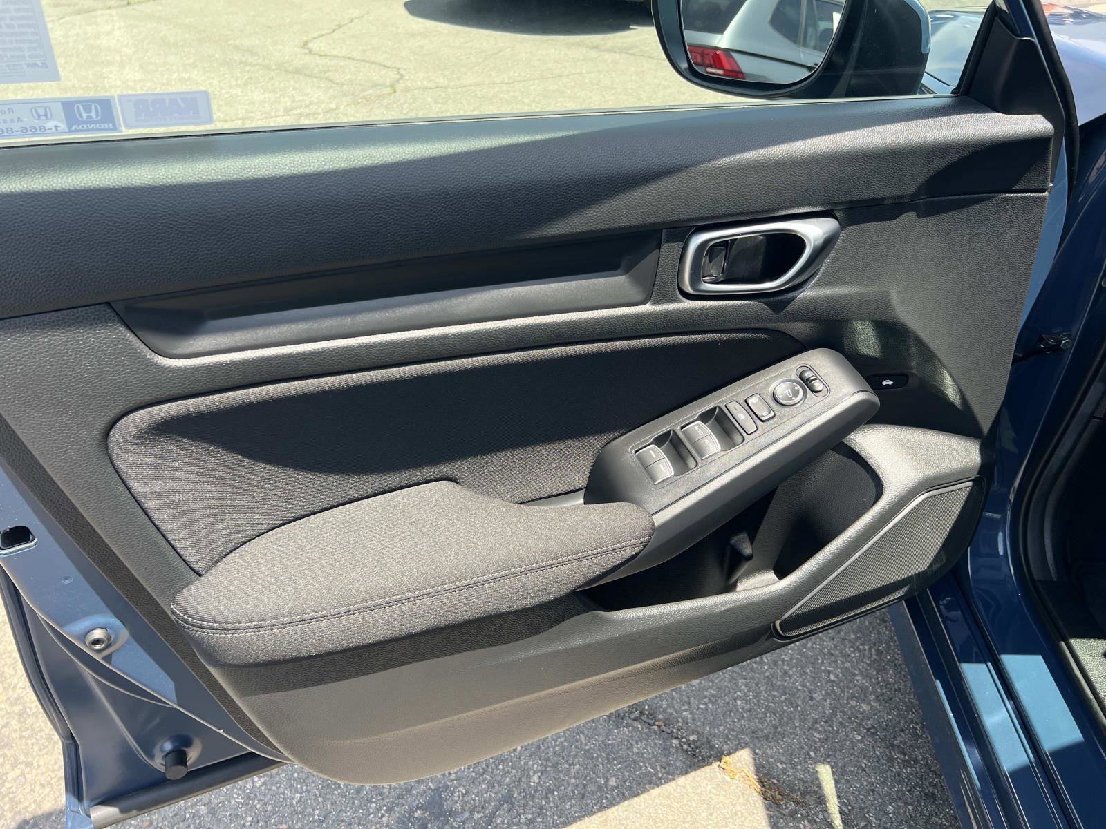 Used 2026 Honda Civic LX image 7