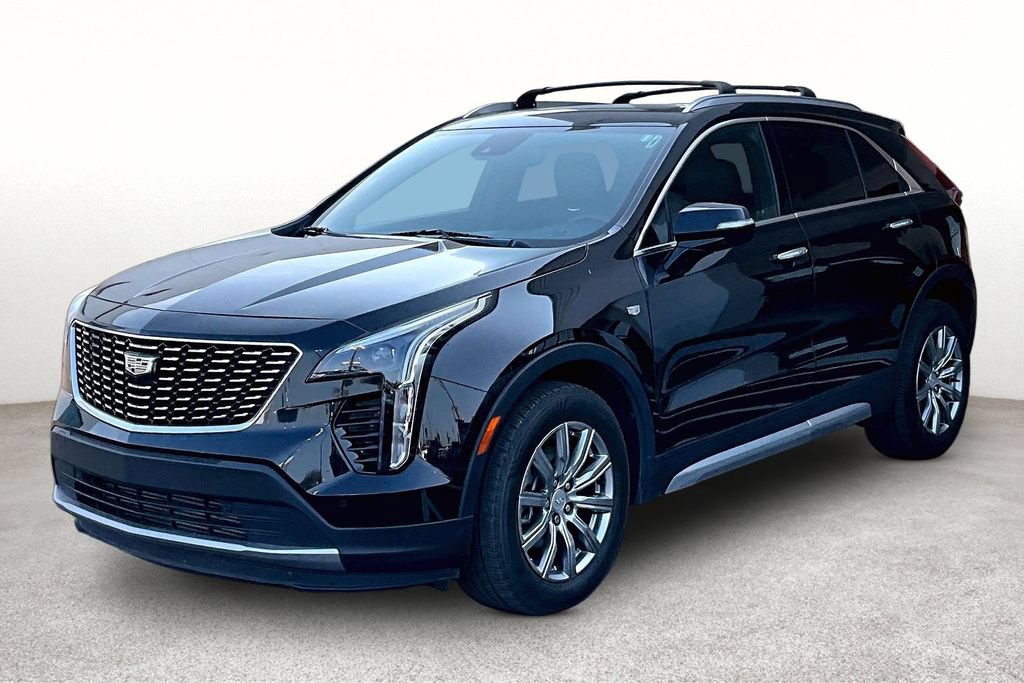 Used 2021 Cadillac XT4 Premium Luxury w/ Cold Weather Package AWD/4WD image 13