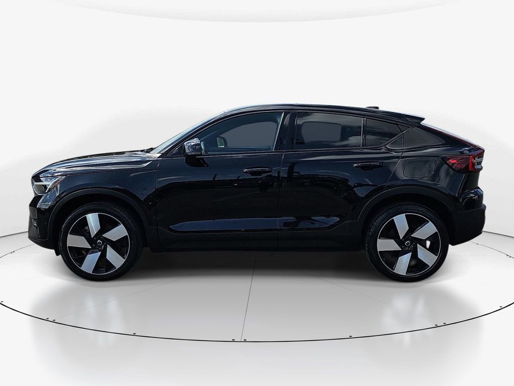Used 2023 Volvo C40 P8 Recharge Ultimate image 9