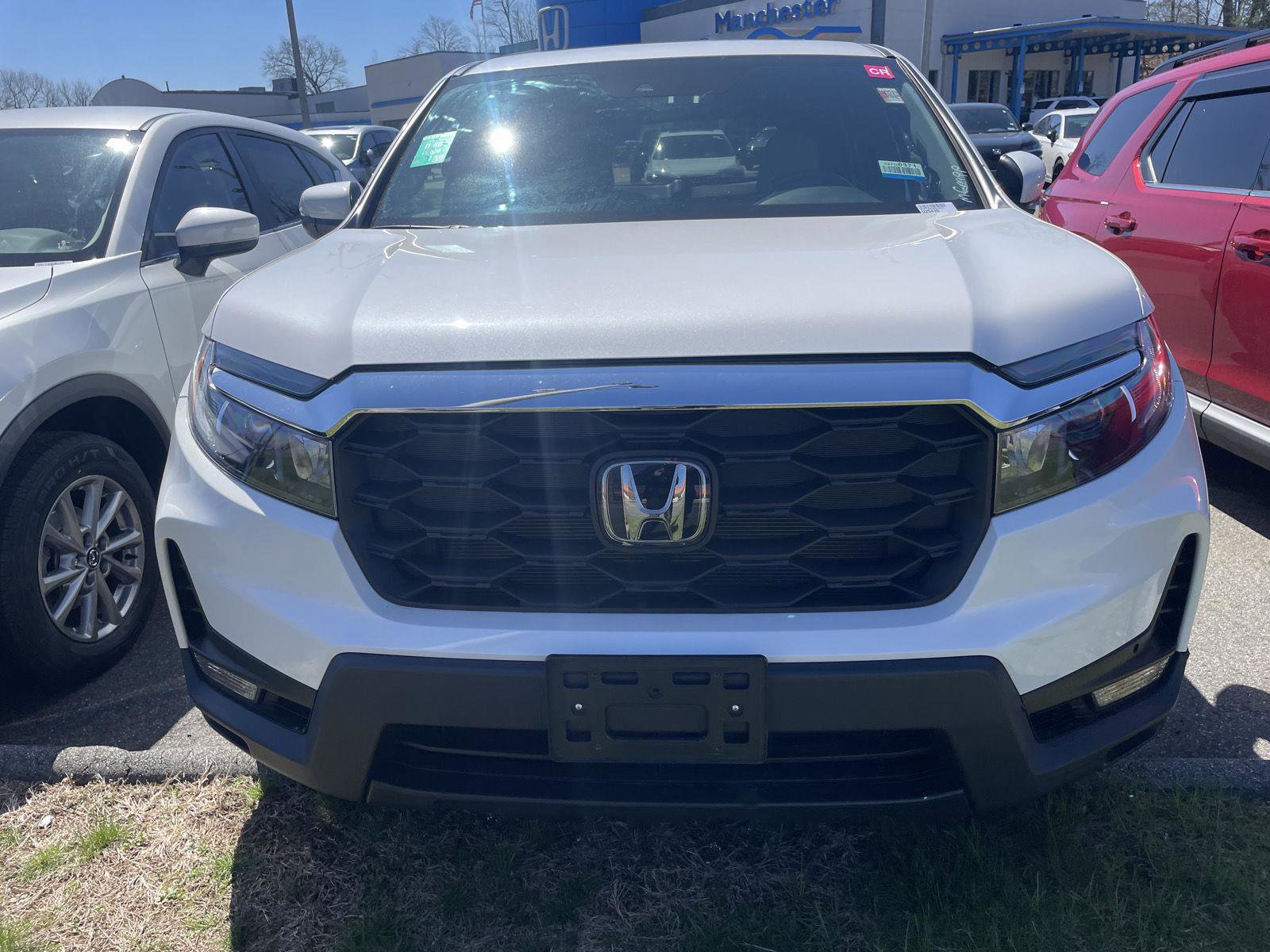Used 2023 Honda Passport EX-L image 2
