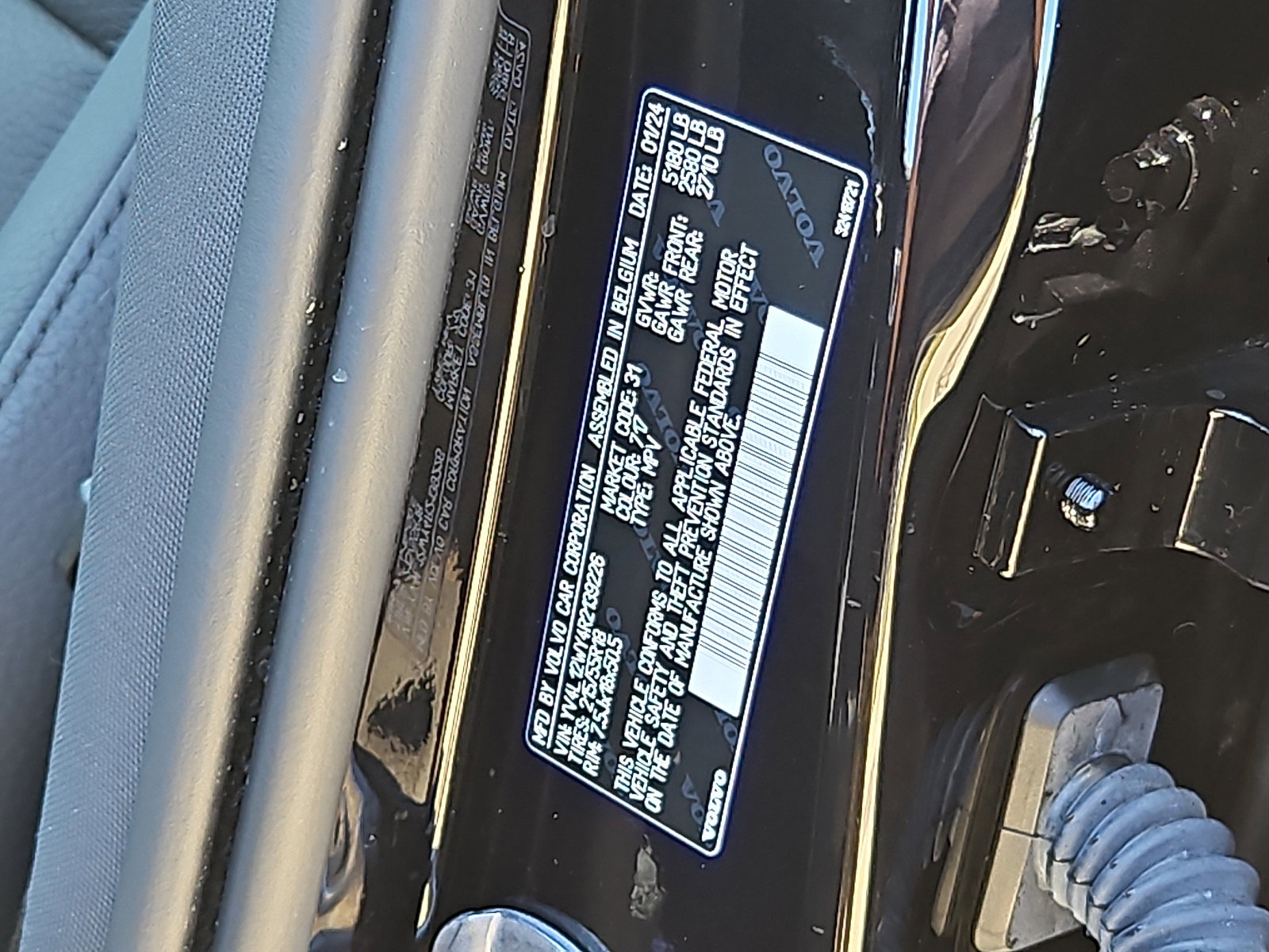 Certified 2024 Volvo V60 B5 Cross Country Plus image 27